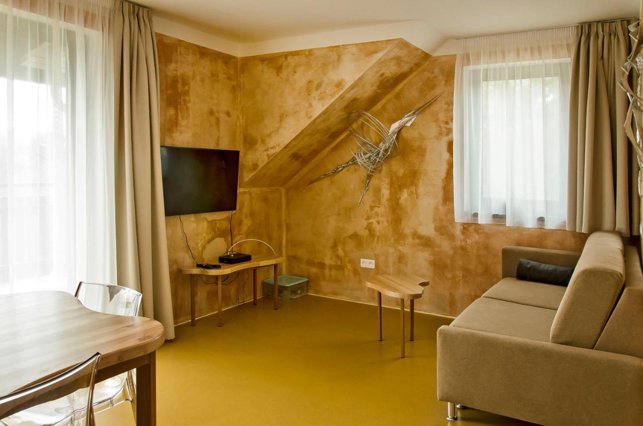 Apartmany Modrinova Archa S Privatni Saunou Vaclavov u Bruntalu Luaran gambar